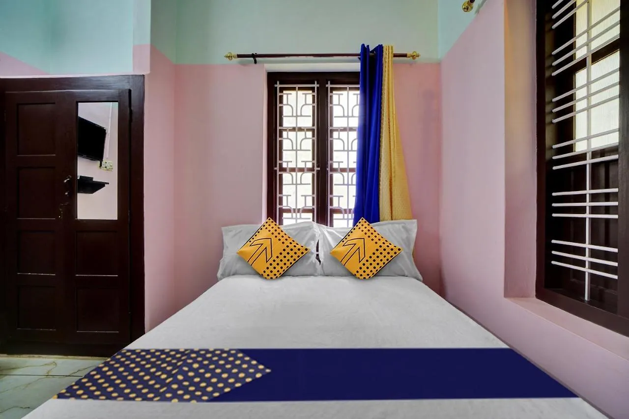 Hotel O Revathy Tourist Home Kollam 3*,  India
