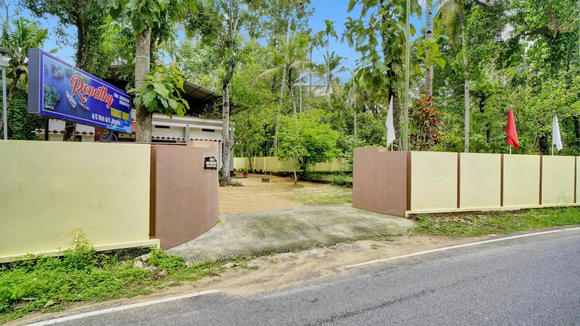 Hotel O Revathy Tourist Home Kollam