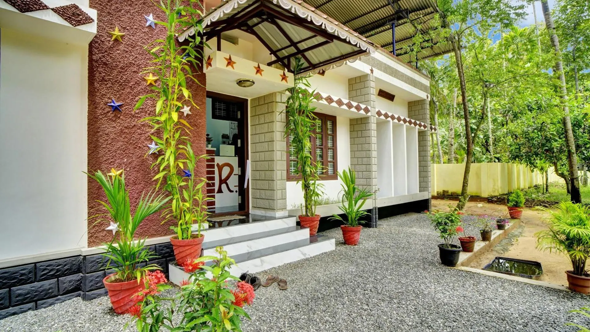 ***  Hotel O Revathy Tourist Home Kollam India